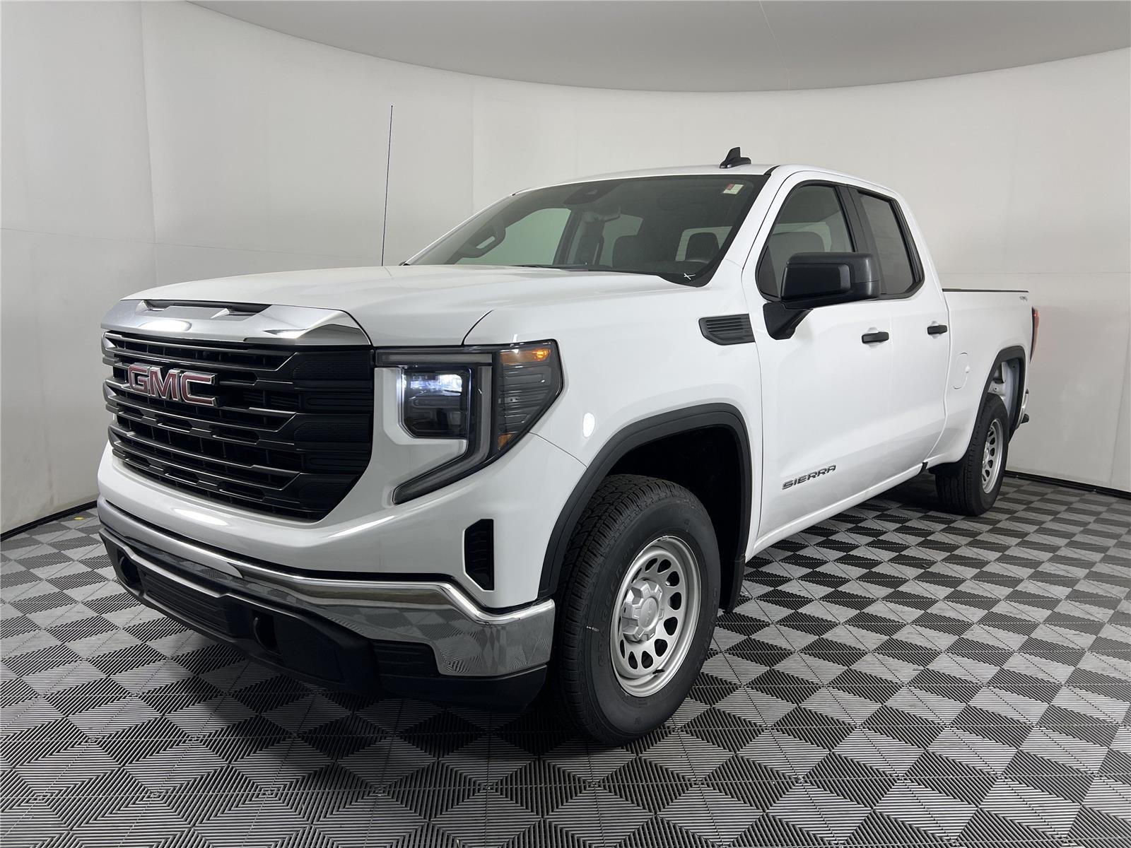 New 2026 Summit White GMC Pro image 3
