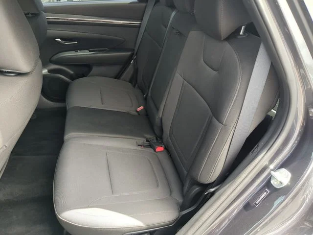 Certified Used 2022 Gray Hyundai SE image 18