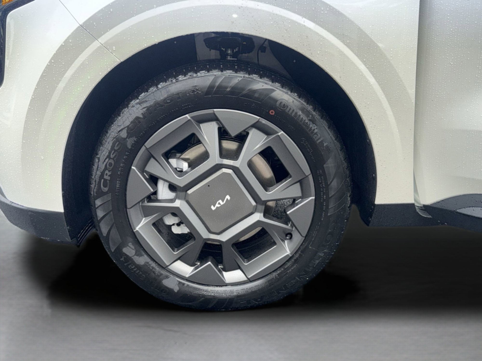 New 2026 Snow White Pearl Kia EX image 33