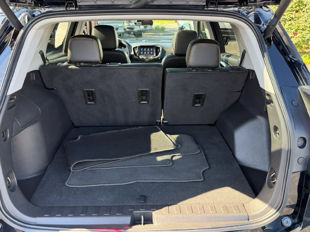 2023 GMC Terrain AT4 - Photo 10