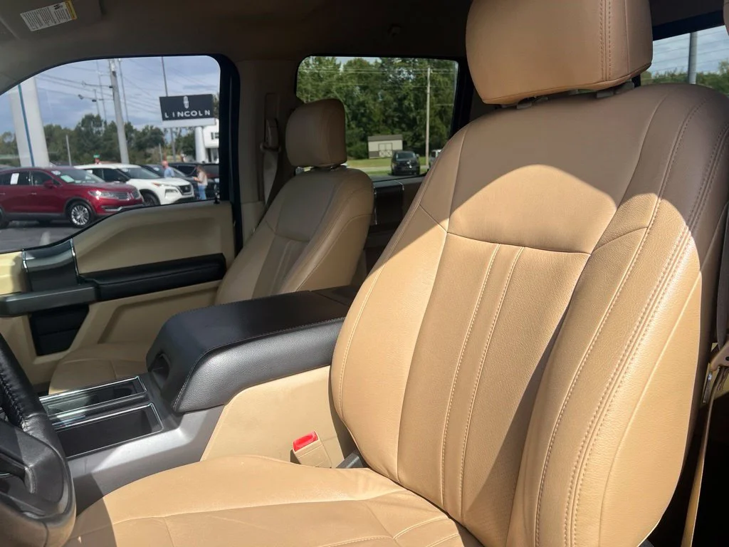 Used 2019 Silver Spruce Metallic Ford XLT image 9