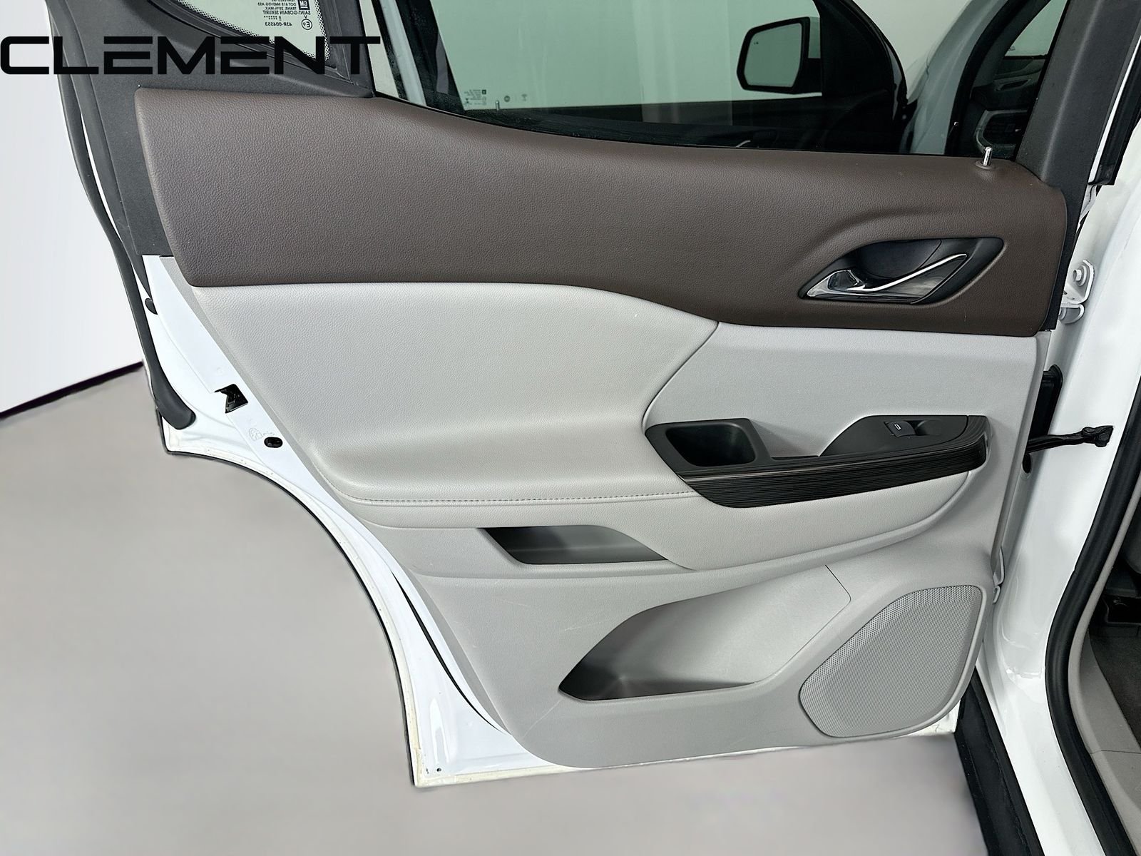 2019 GMC Acadia SLT-1 - Photo 32
