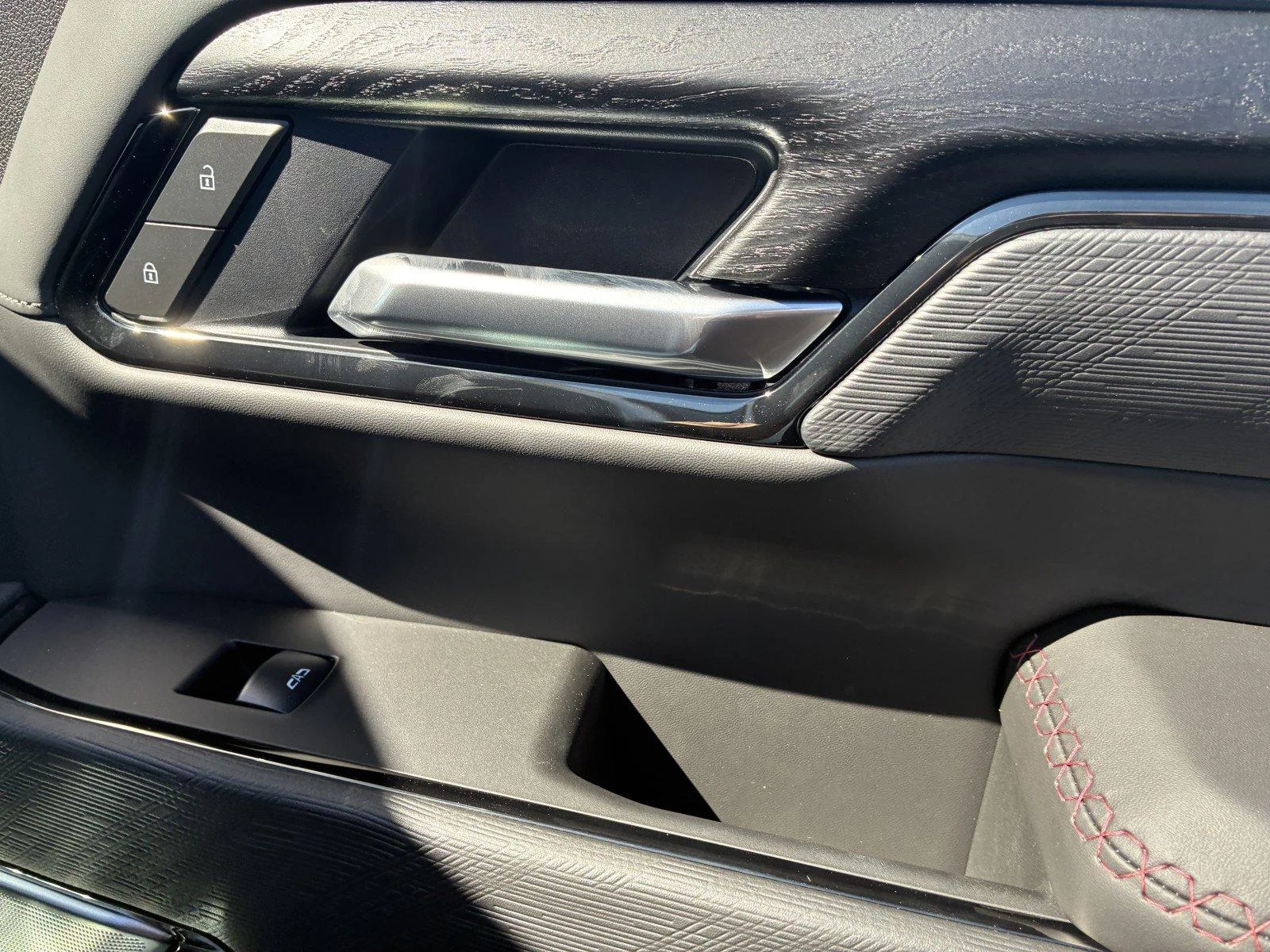 2026 GMC Sierra 2500HD AT4X - Photo 10
