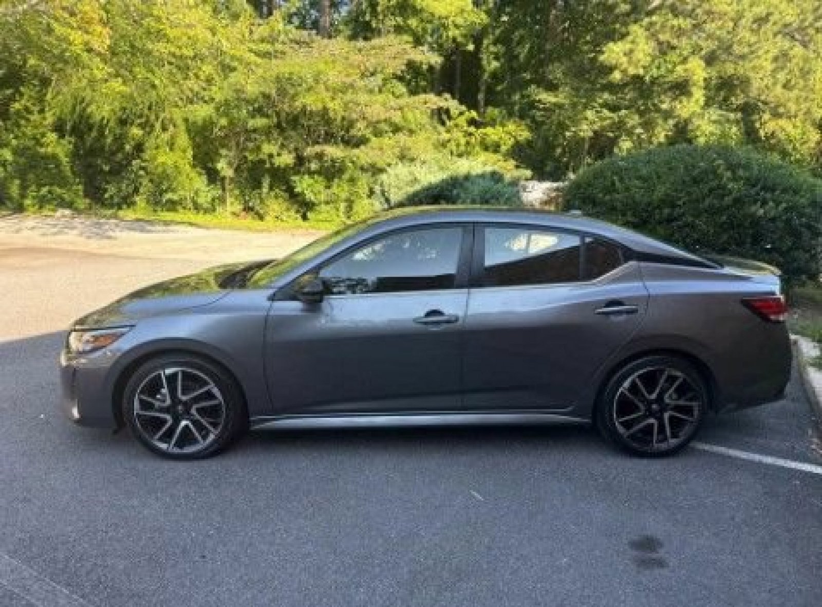 Used 2025 Gun Metallic Nissan SR image 5