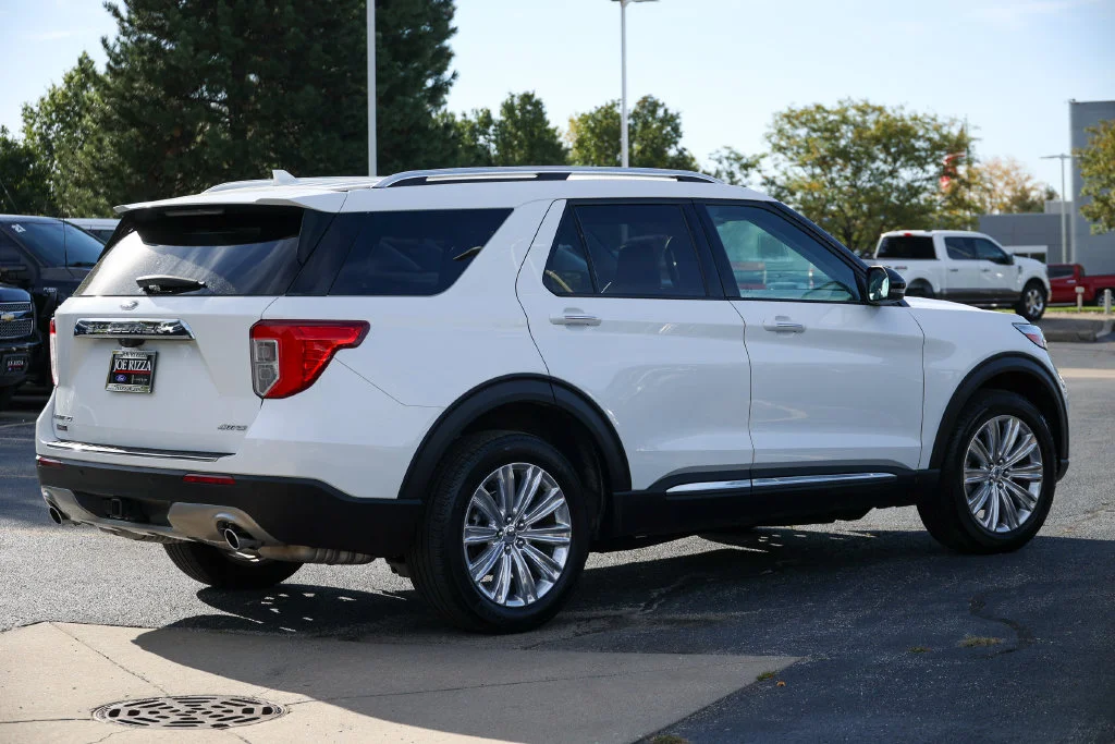 Certified Used 2023 White Ford Limited image 22