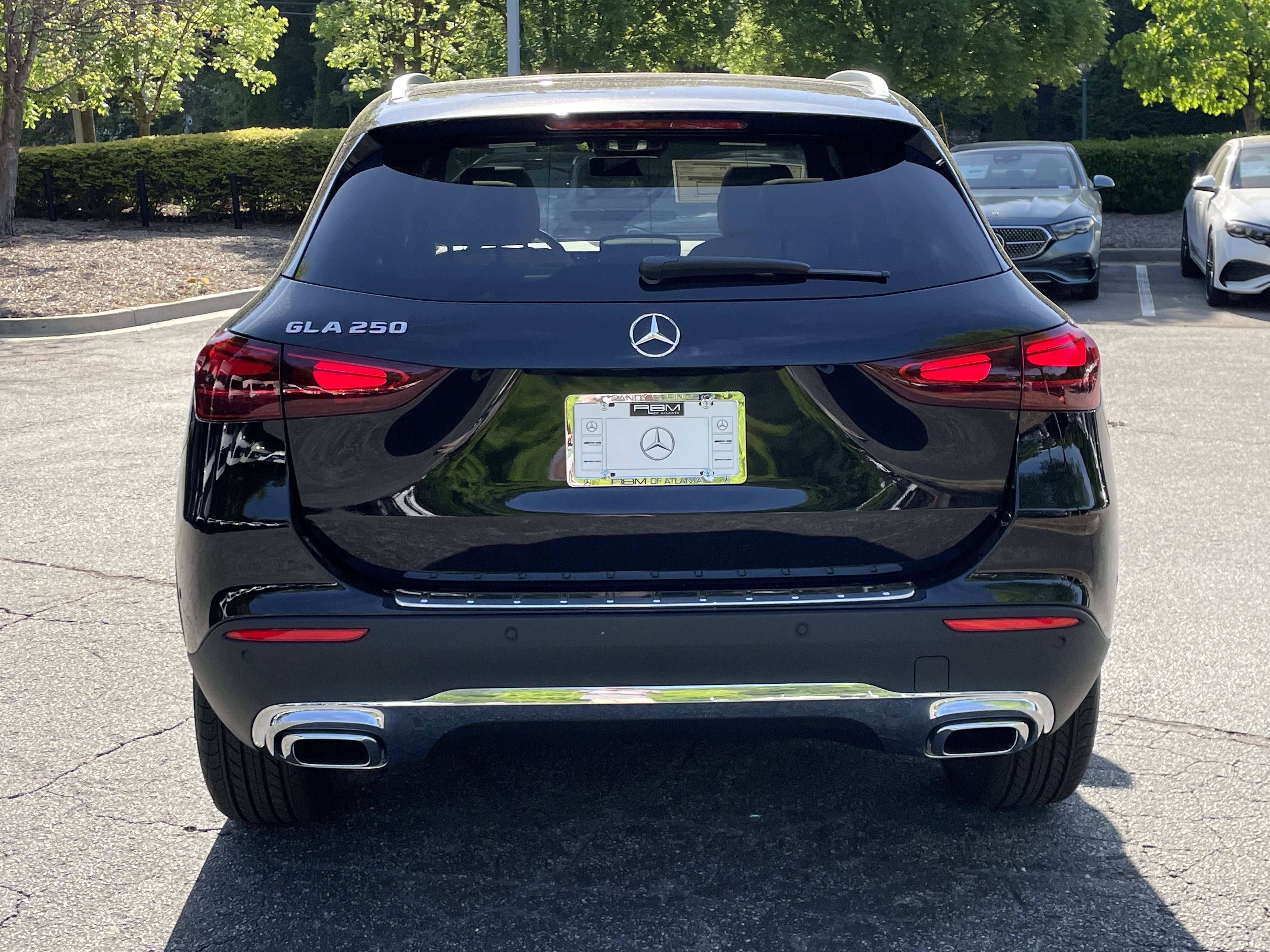 New 2026 Cosmos Black Metallic Mercedes-Benz GLA 250 SUV image 7