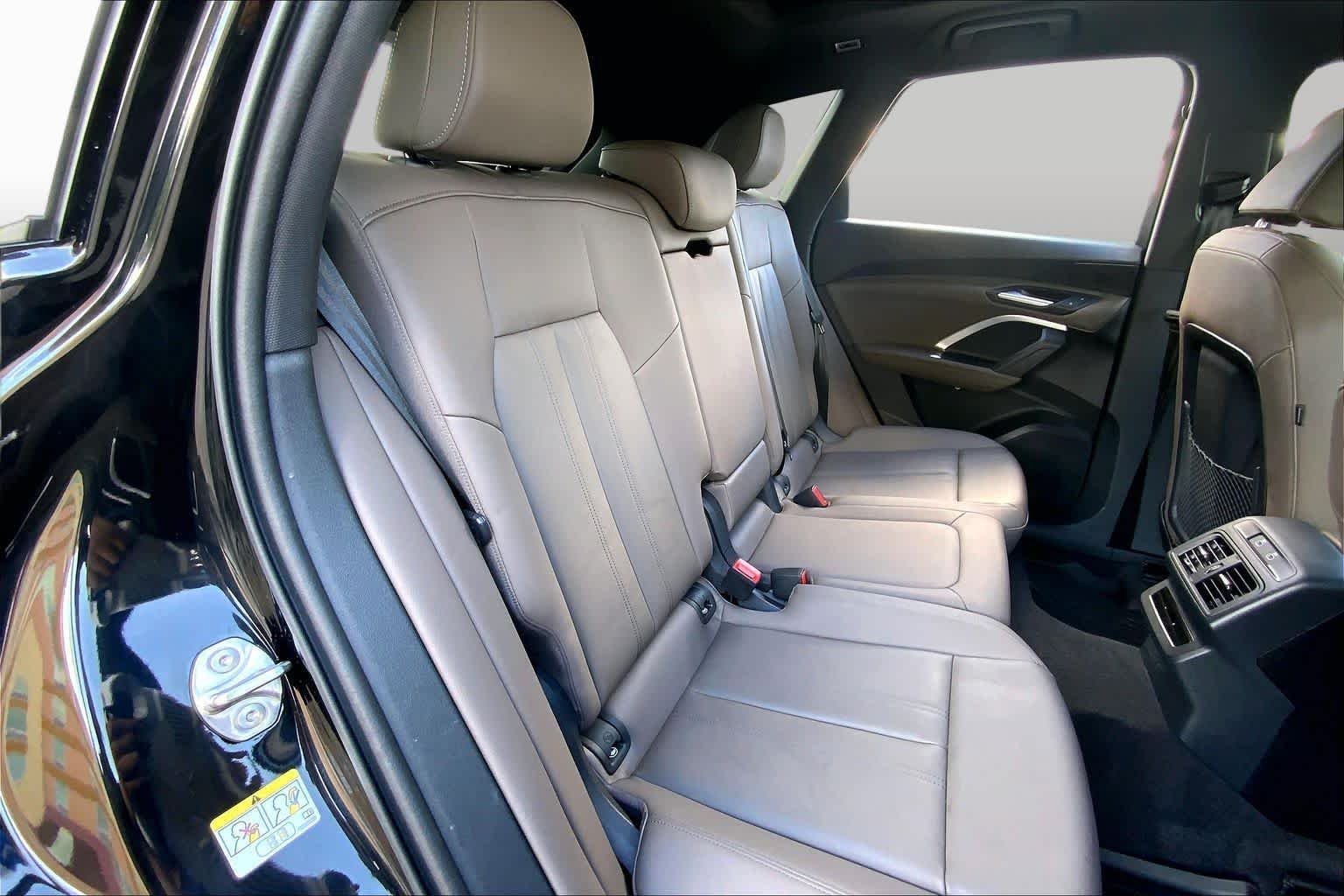 Used 2026 Arkona White Audi Premium image 20