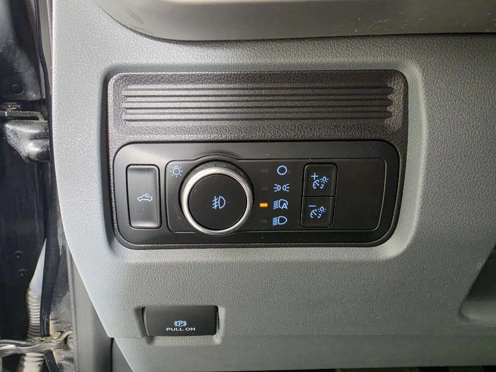 Used 2024 Agate Black Ford XLT image 16