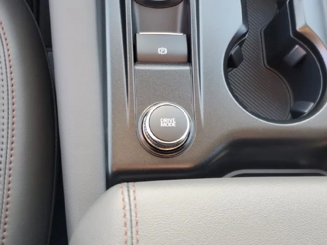 New 2026 Carbonized Gray Metallic Ford Active image 28