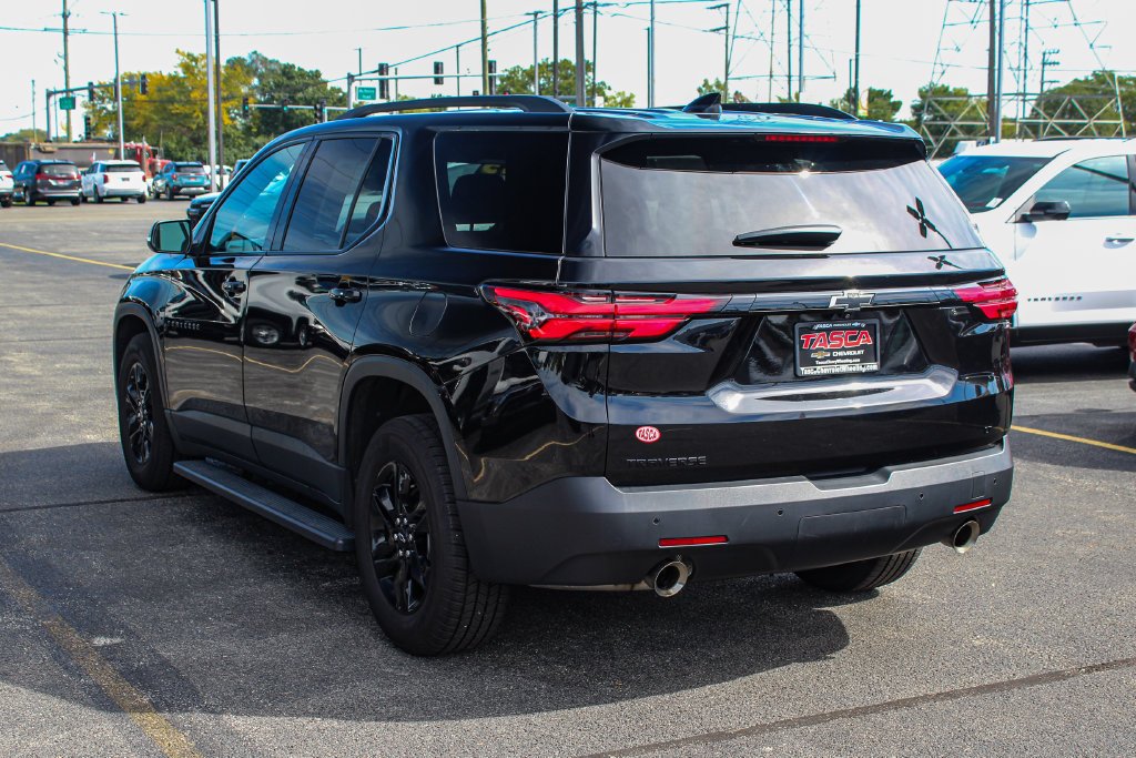 Used 2023 MOSAIC BLACK METALLIC Chevrolet LT Cloth image 6
