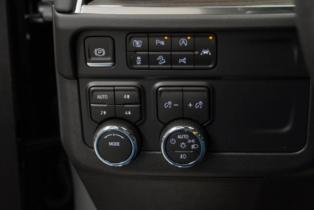 New 2026 Sterling Gray Metallic Chevrolet Z71 image 23