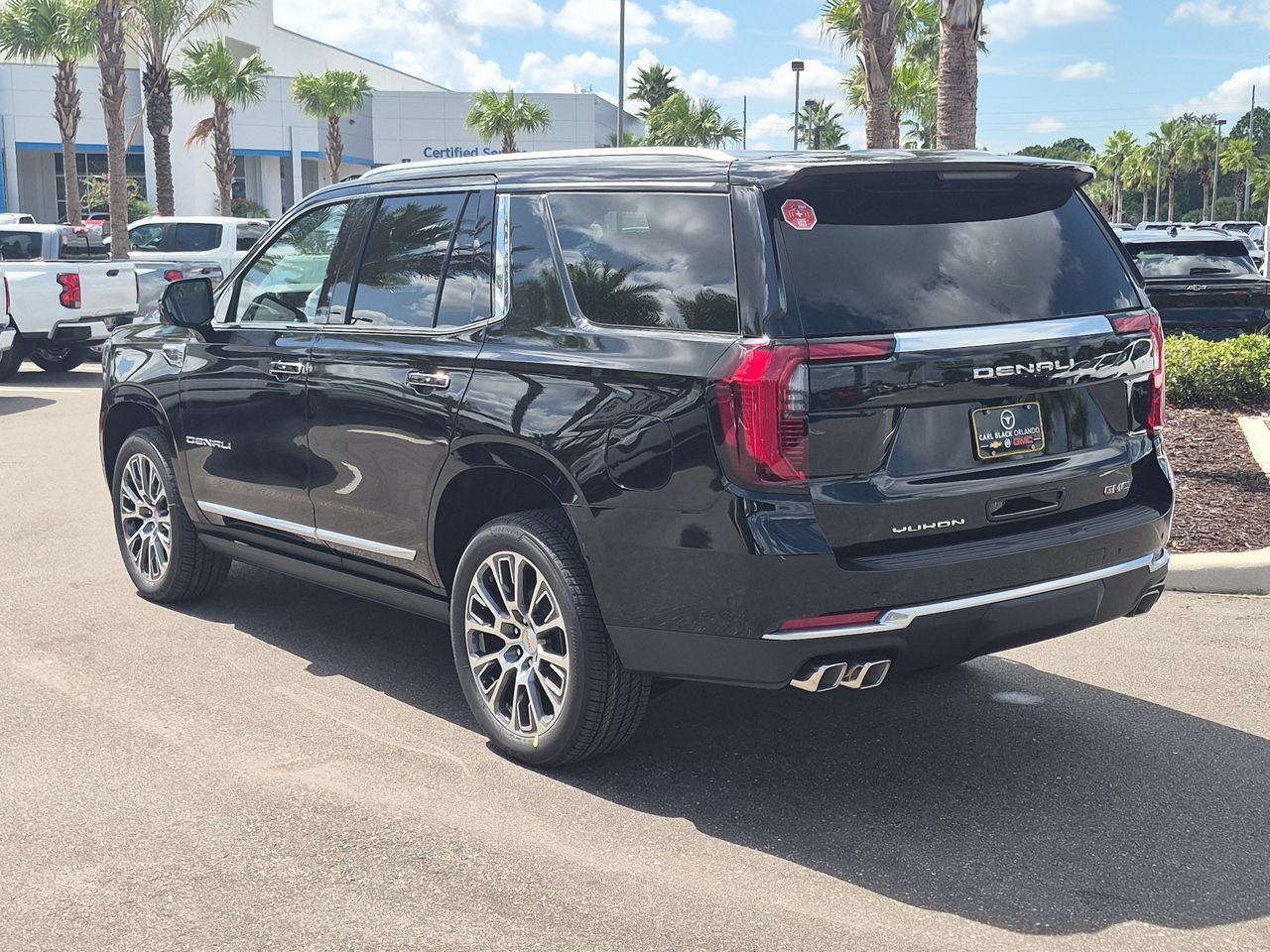 2026 GMC Yukon Denali - Photo 6