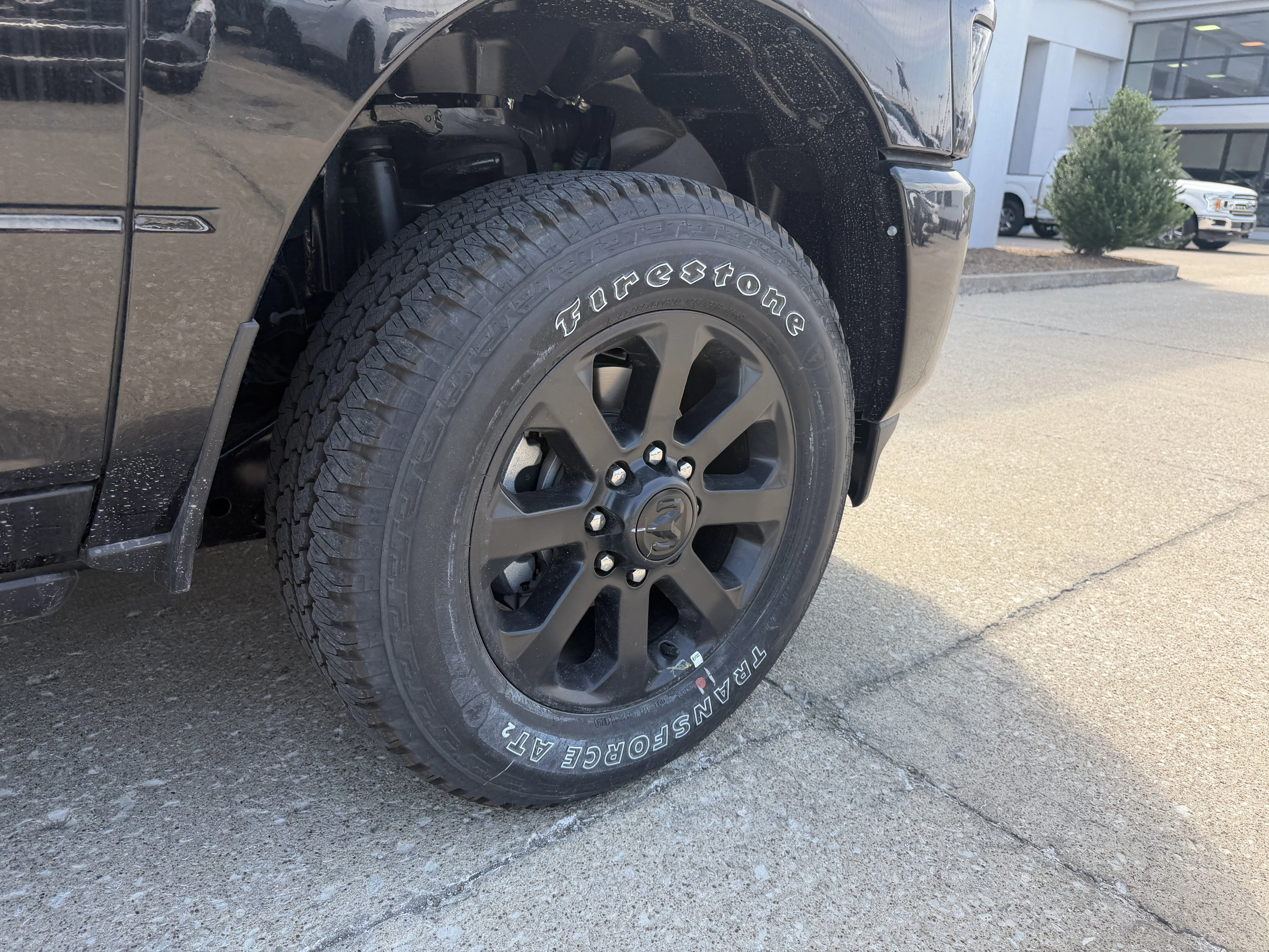 New 2026 Diamond Black Crystal Pearl-Coat Exterior Paint RAM Laramie image 20