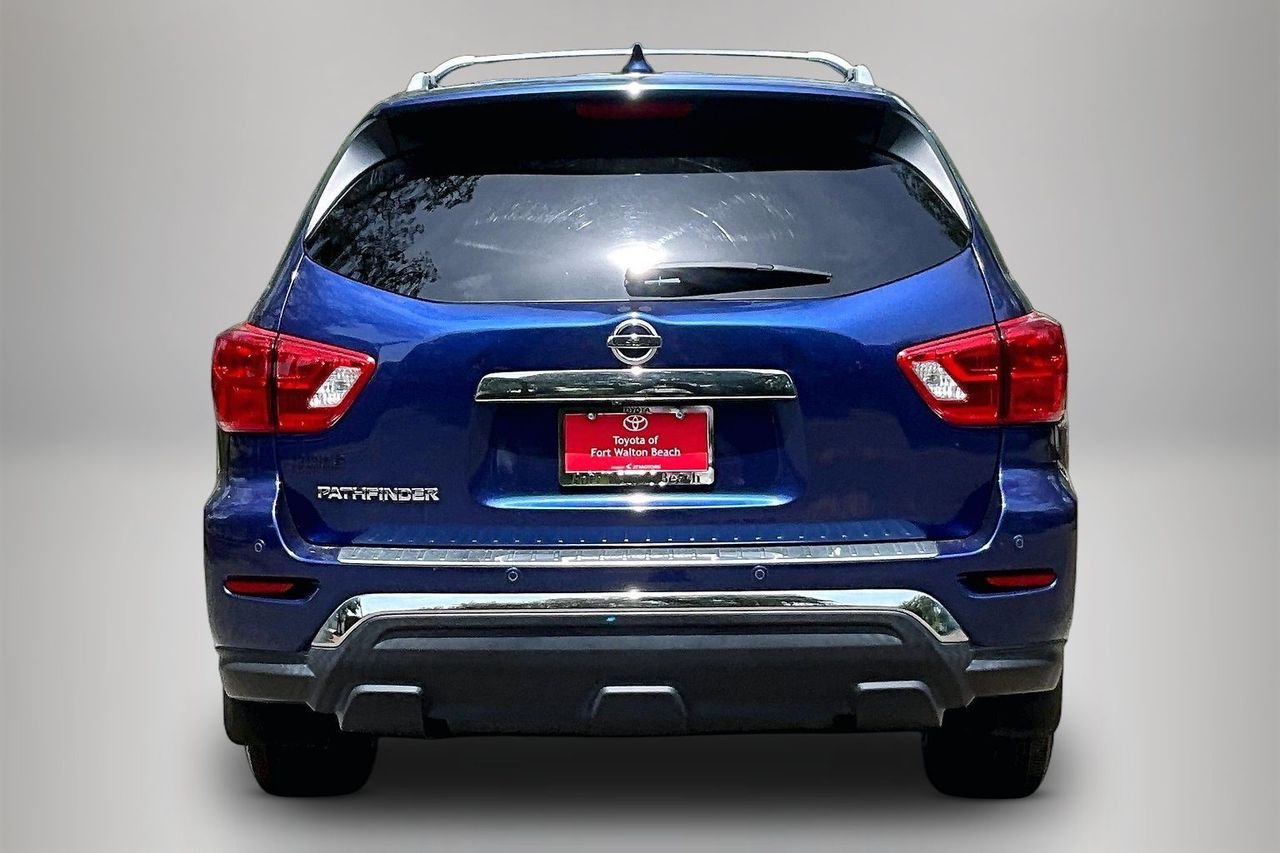 Used 2020 Blue Nissan S image 6