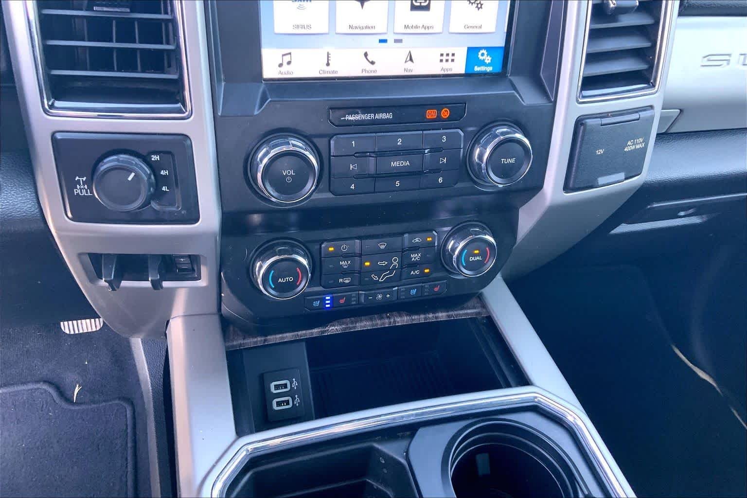 Used 2019 Oxford White Ford LARIAT image 35