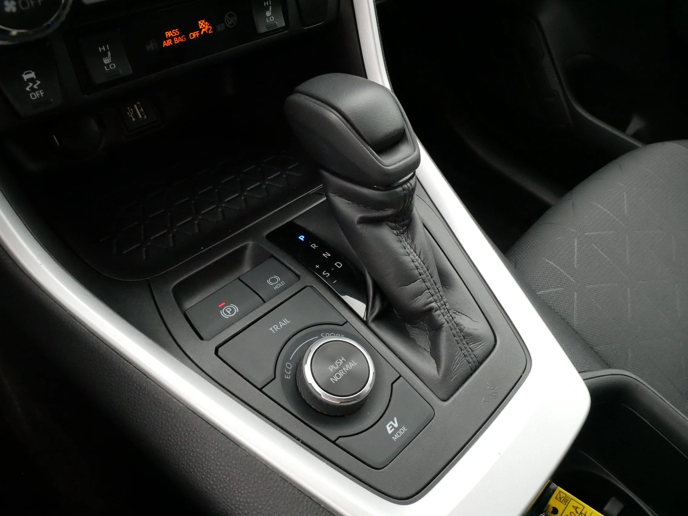 Used 2024 Magnetic Gray Metallic Toyota Hybrid XLE image 24