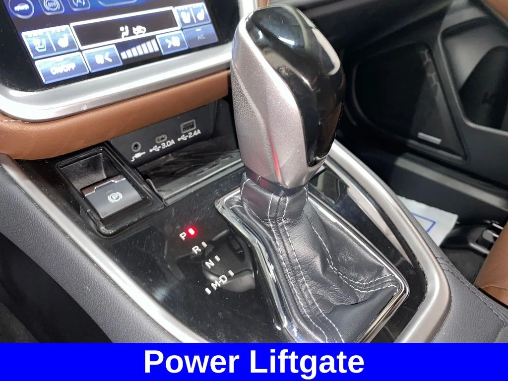 Used 2023 White Subaru Touring image 25