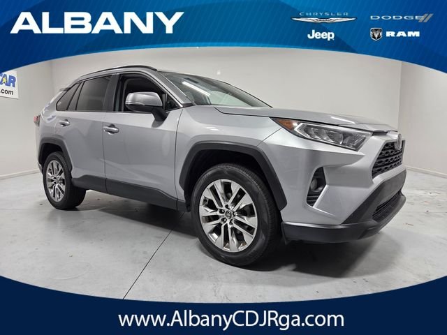 Used 2021 Silver Toyota XLE Premium image 1