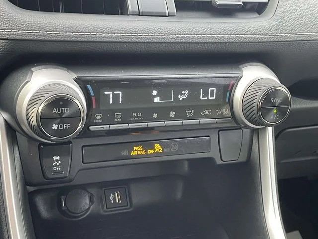 Certified Used 2025 Ice Toyota XLE image 27