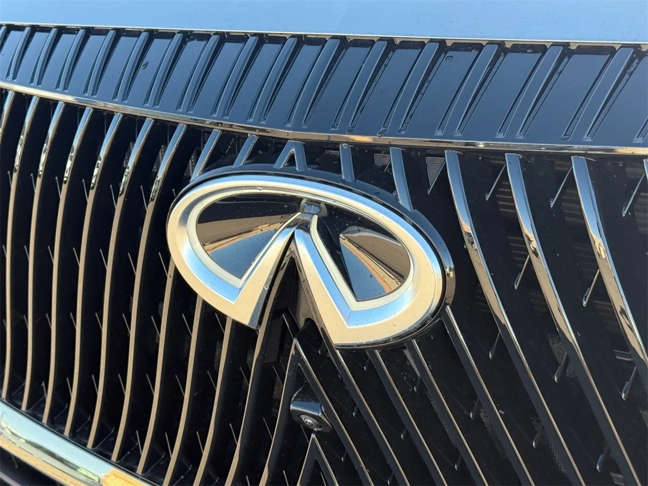 New 2026 2T RADIANT WHIT INFINITI Autograph 4WD image 12