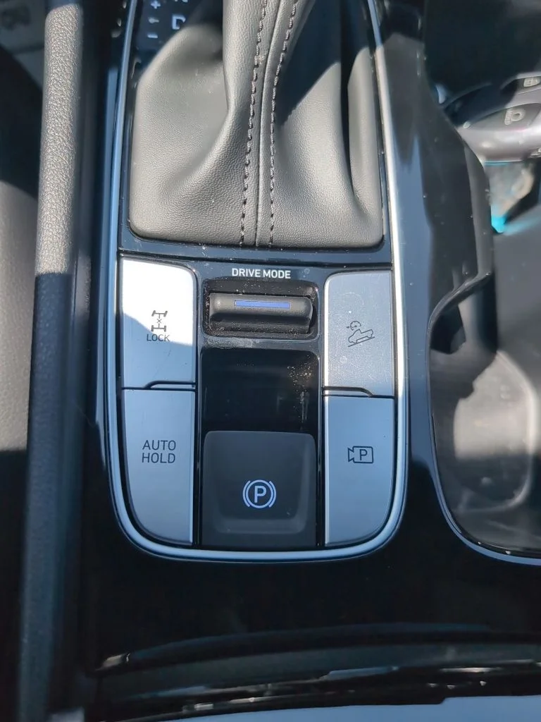 Certified Used 2025 White Hyundai XRT image 13