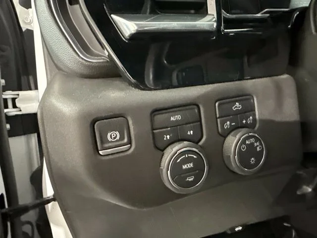 Used 2024 White Chevrolet LT image 17