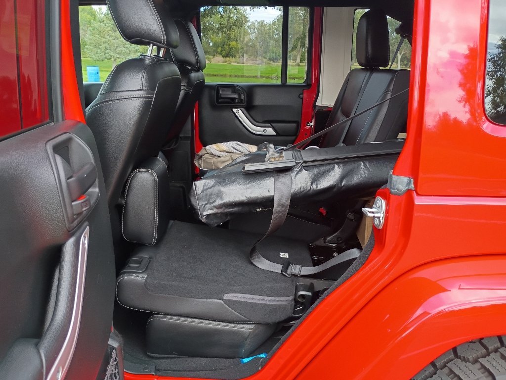 Used 2017 Firecracker Red Clearcoat Jeep Sahara image 18