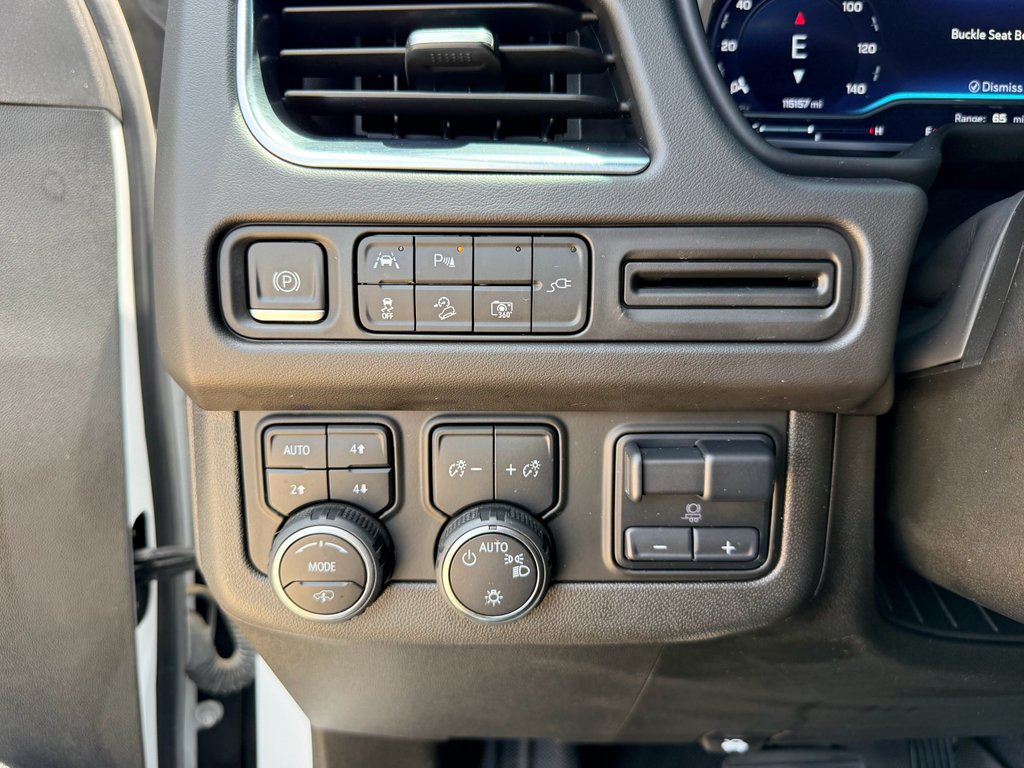 Used 2022 Summit White Chevrolet Z71 image 18