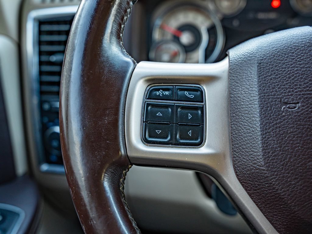 Used 2015 Brilliant Black Crystal Pearlcoat Ram Laramie Longhorn image 12