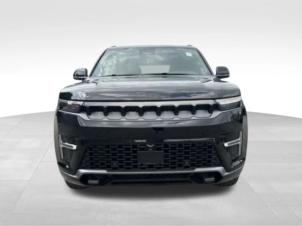New 2026 High Gloss Black Exterior Paint Jeep Limited Reserve image 2