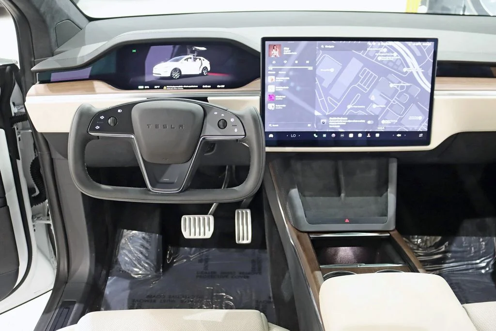 2022 Tesla Model X Base