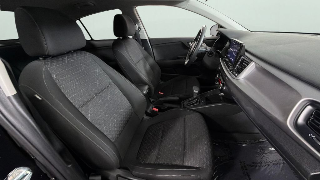 Used 2023 Black Kia S image 32