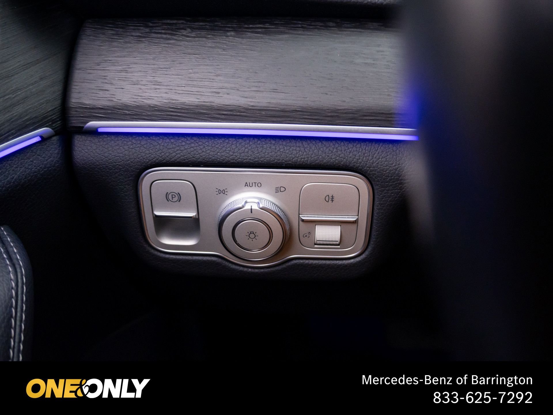 Certified Used 2025 Black Mercedes-Benz GLE 450 image 31
