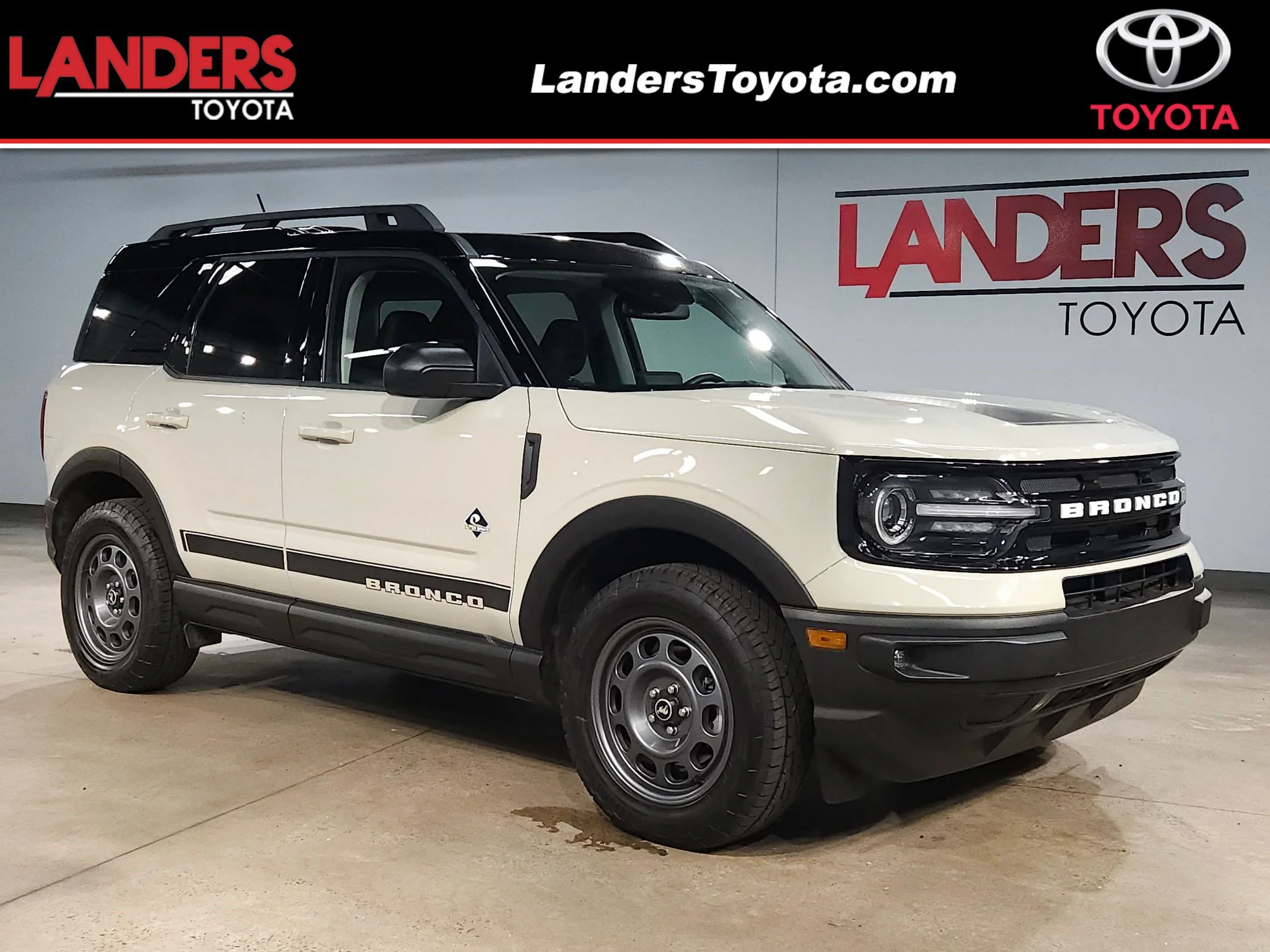 2024 Ford Bronco Sport Outer Banks 4X4's photo