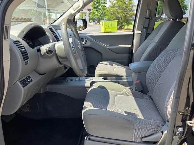 Used 2020 Magnetic Black Nissan SV image 5