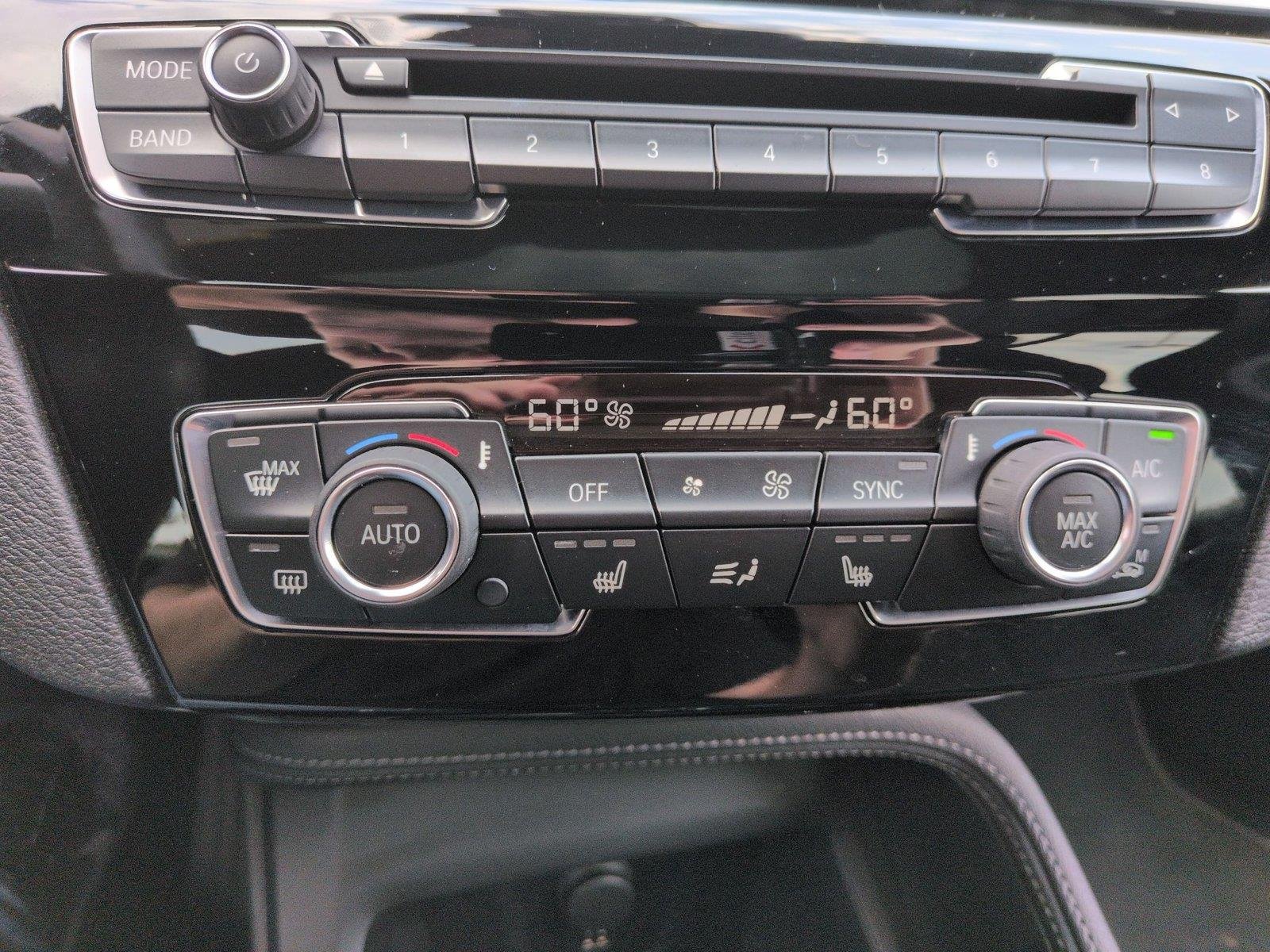 Used 2019 Glacier Silver Metallic BMW sDrive28i image 29