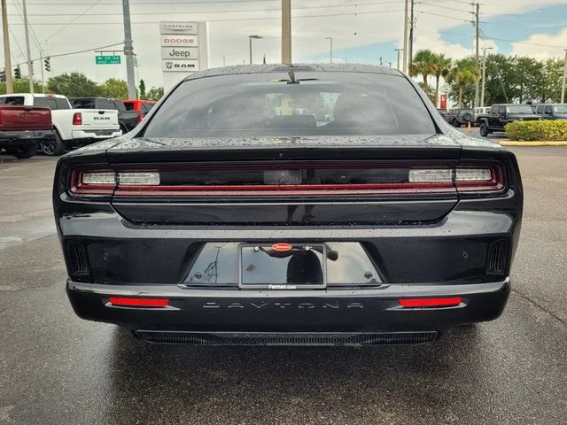 2025 Dodge Charger Daytona R/T - Photo 6