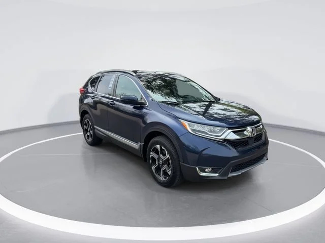 Used 2018  Honda Touring image 2