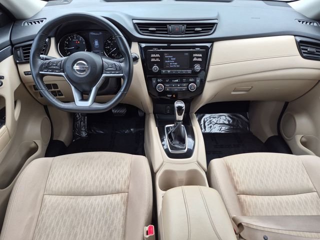Used 2017 White Nissan SV image 23