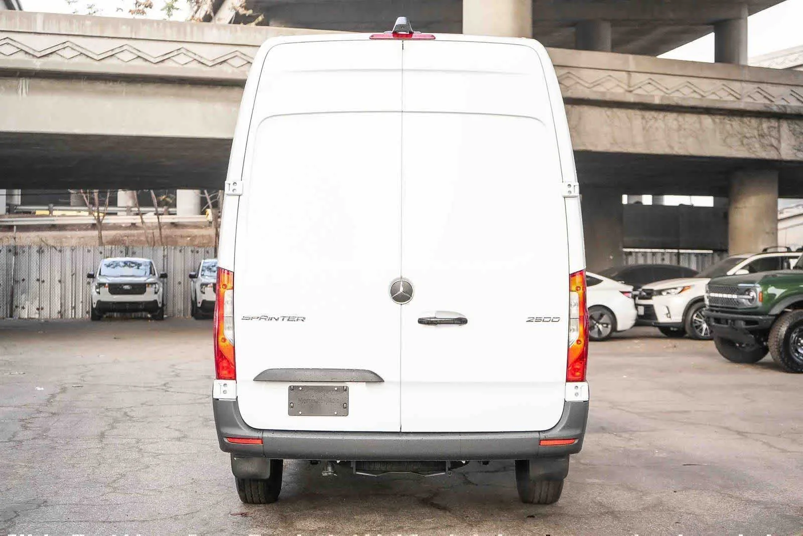 New 2026 Arctic White Mercedes-Benz Cargo 170WB High Roof RWD 2.0L I4 Diesel Turbo SO image 33