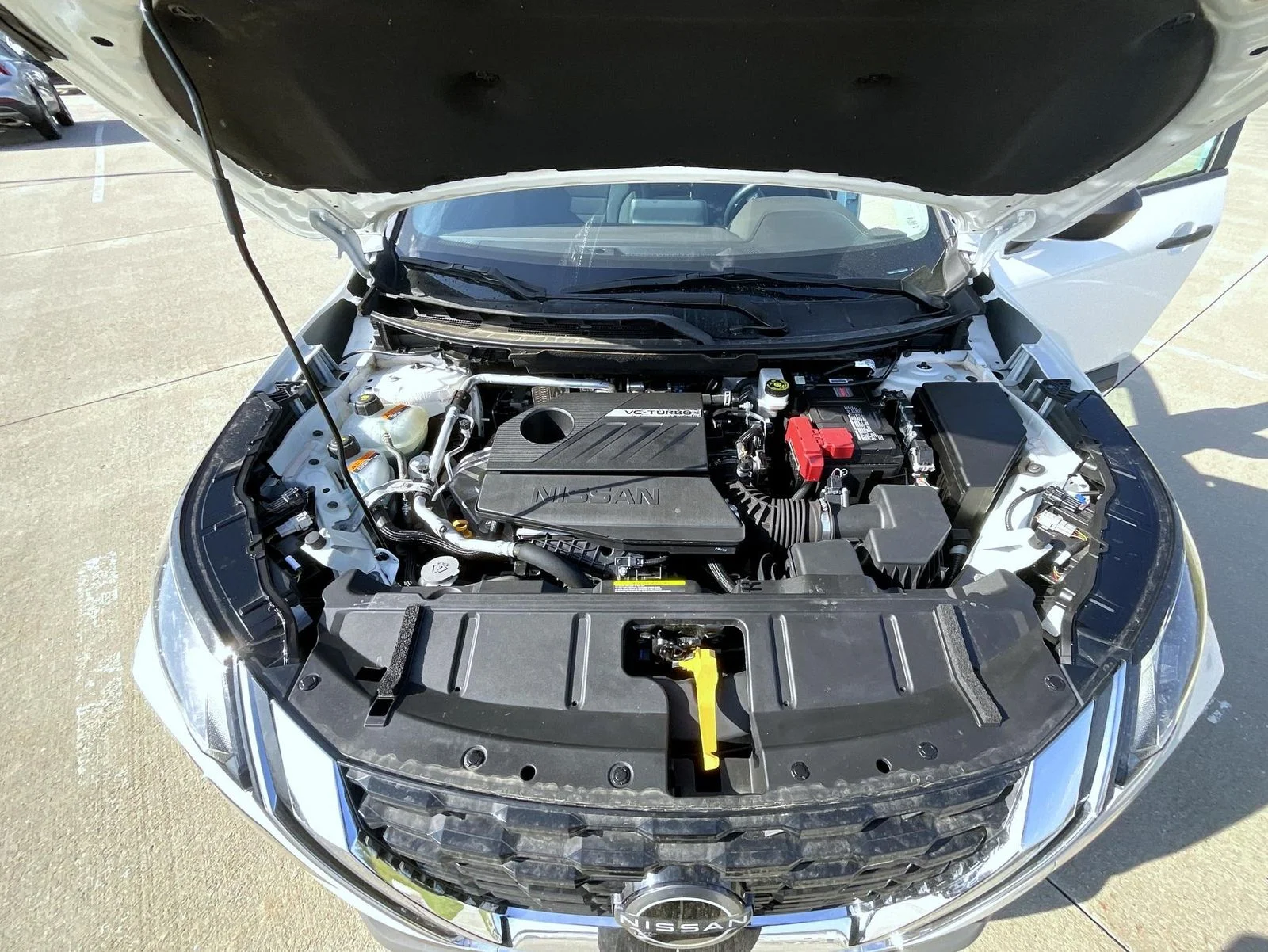 Used 2023 White Nissan S image 24