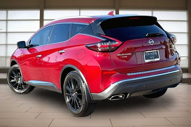 Used 2021 Red Nissan Platinum image 13