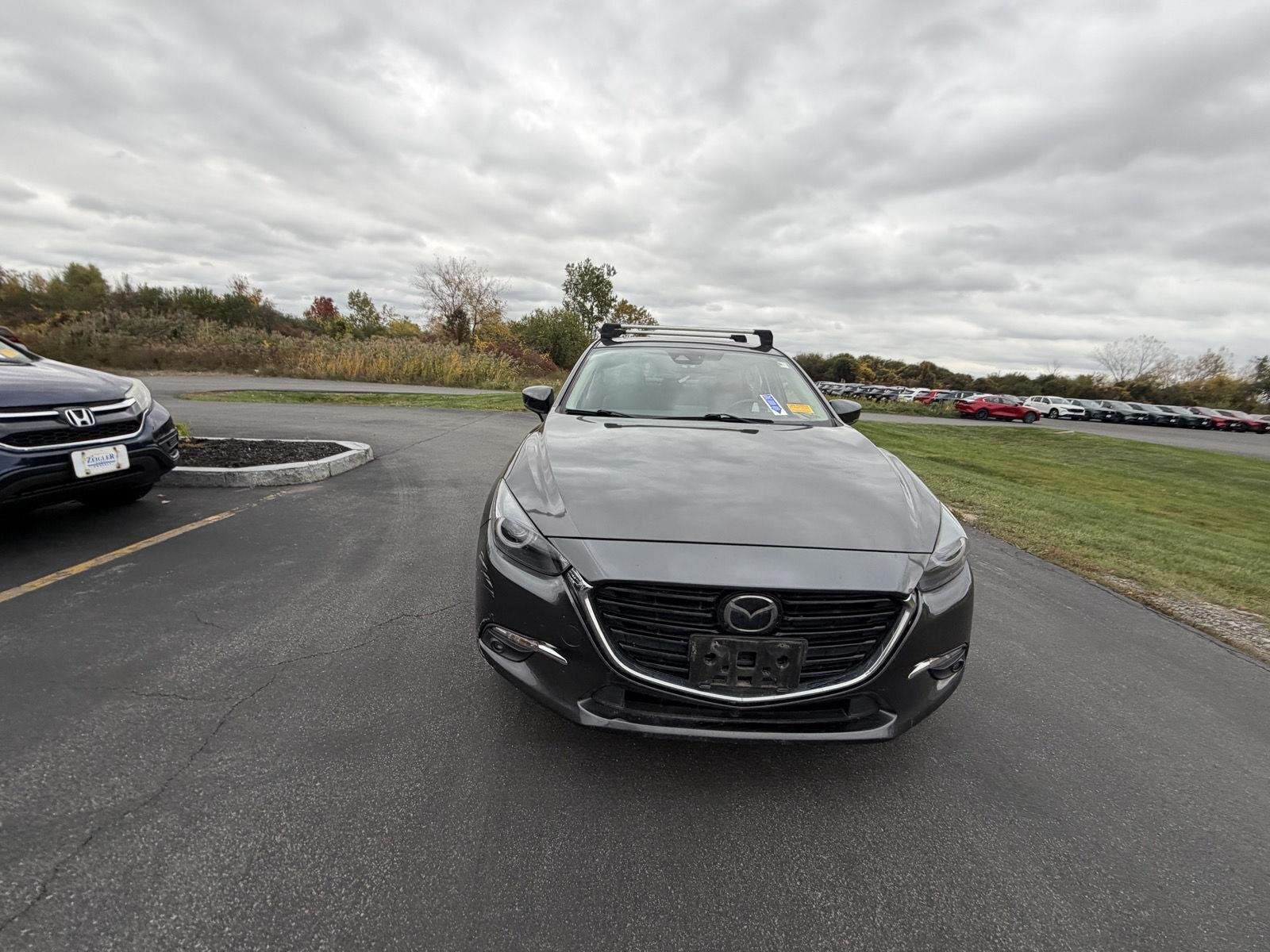 Used 2018 Machine Gray Metallic Mazda Grand Touring image 4