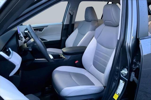 Certified Used 2023 MAGNETIC GRAY MET. Toyota  image 8