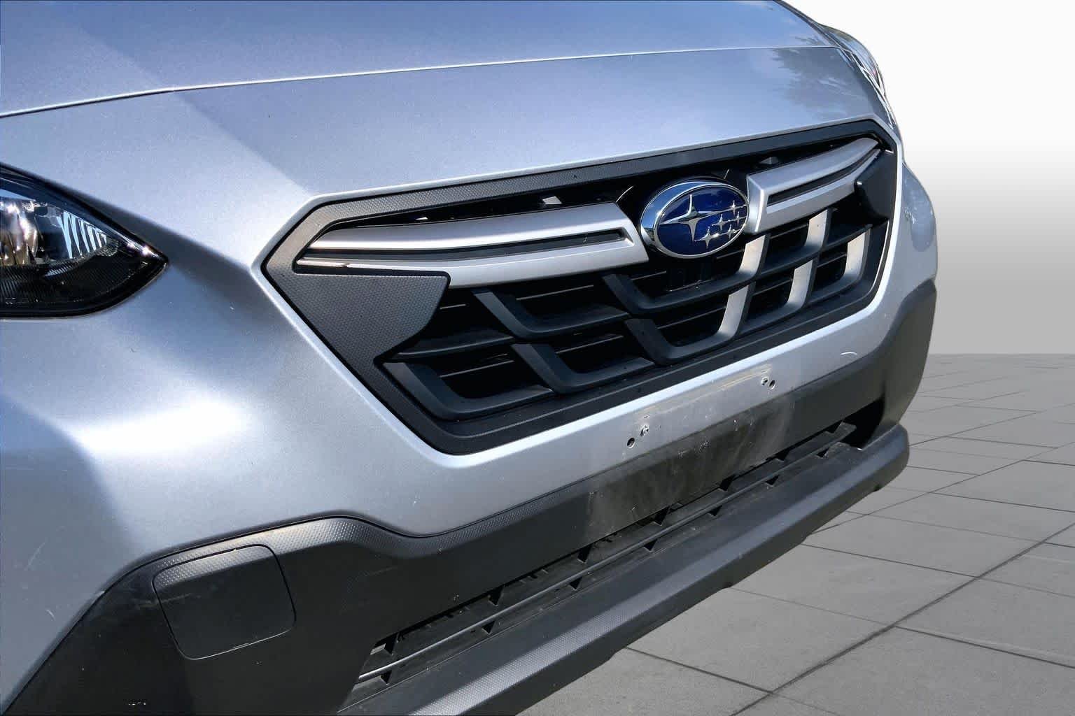 Used 2021 Ice Silver Metallic Subaru  image 30