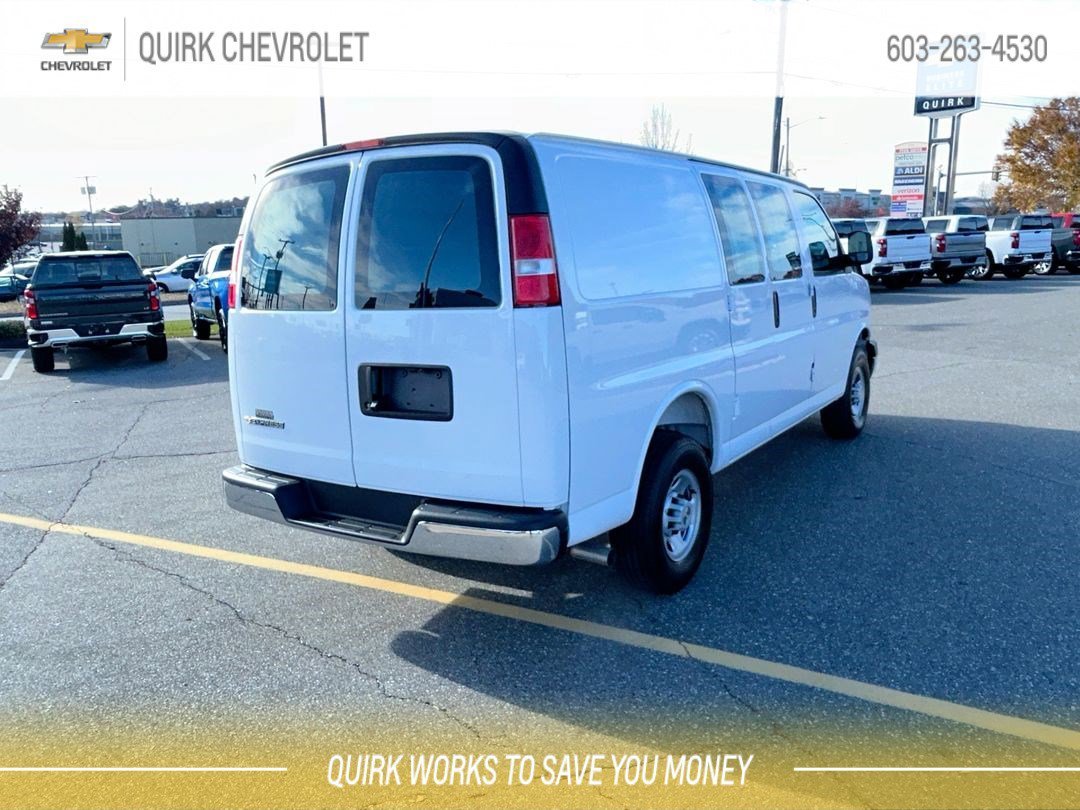 2025 Chevrolet Express Cargo Work Van - Photo 8