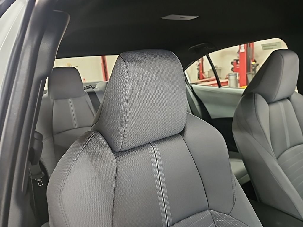 2026 Toyota Corolla SE - Photo 33
