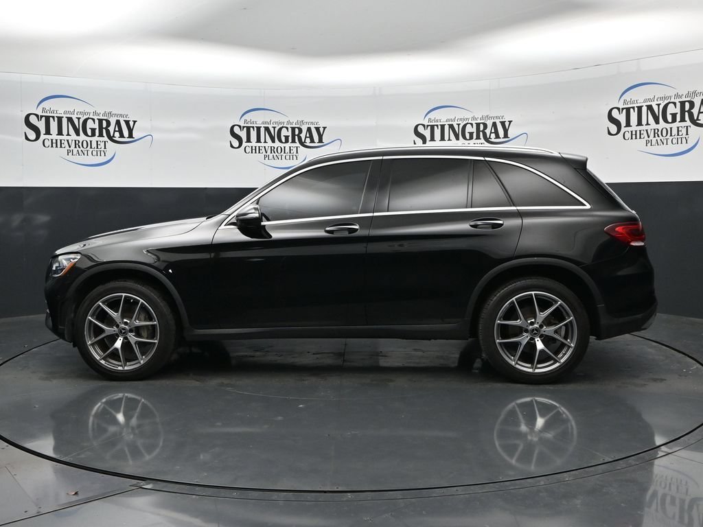 Used 2020 Black Mercedes-Benz GLC 300 image 4