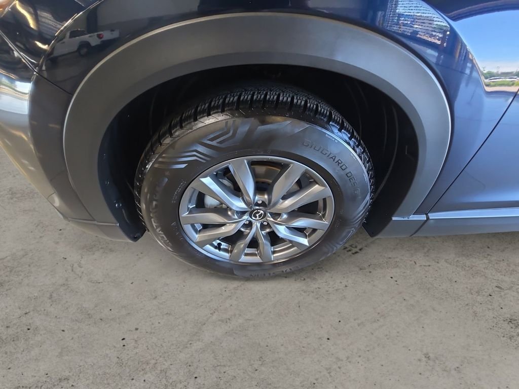 Used 2022 Blue Mazda Touring image 9