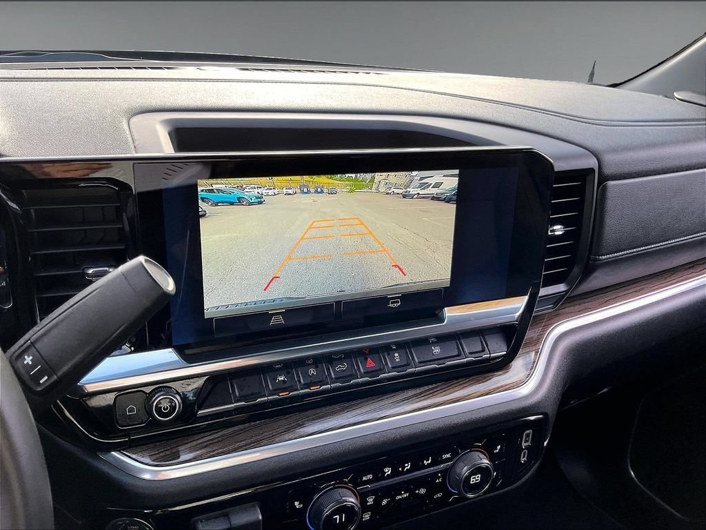 Used 2026 Black Chevrolet LT image 19